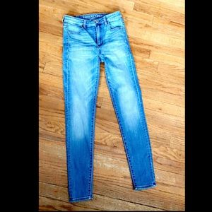 American Eagle Skinny Jeans
